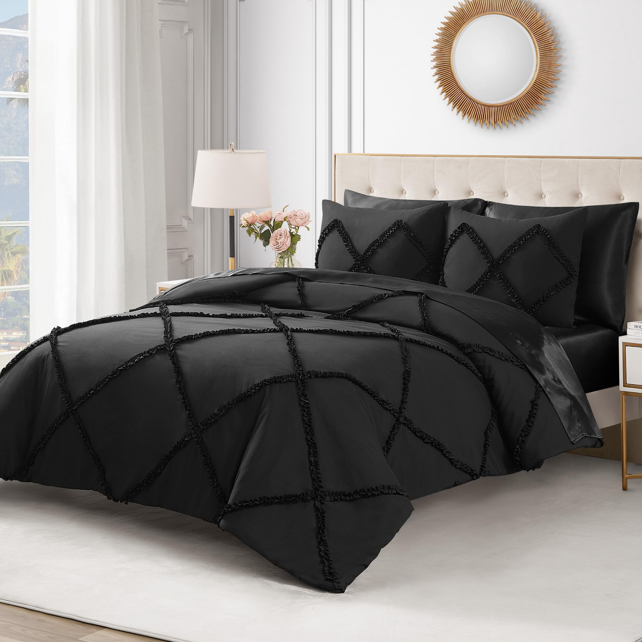 Juicy Couture Diamond Twin Comforter Set - Ruffle 2-Piece Machine Washable Reversible Bedding Comforter Set, Black