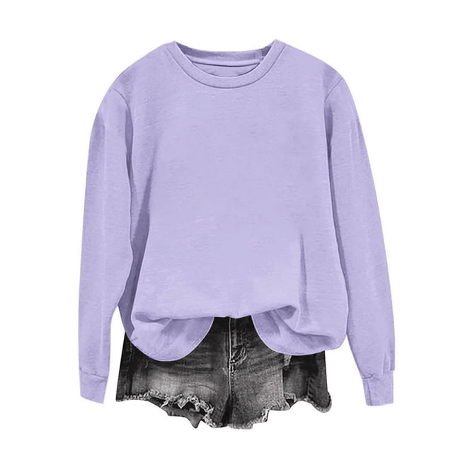 Milgrthf Chandails Molletonnés d'Automne pour Fille, Basiques Tendance à Manches Longues, Légers et Décontractés, Col Ras du Cou, Hauts à Enfiler en Violet, Taille TTG. Ce Chandail Molletonné pour Filles Présente une Coupe Décontractée avec Poignets et Ourlet Côtelés, Fabriqué à Partir d'Un Tissu Doux et Respirant Type Coton. Convient aux Tenues Décontractées, à l'École Ou aux Activités de Plein Air, Il Est Montré Assorti à des shorts en denim Usés.