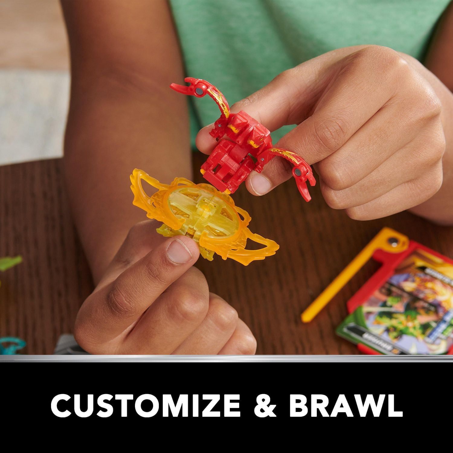 Bakugan, Special Attack Nillious, figurine articulée personnalisable rotative et cartes à collectionner, jouets pour garçons et filles à partir de 6 ans