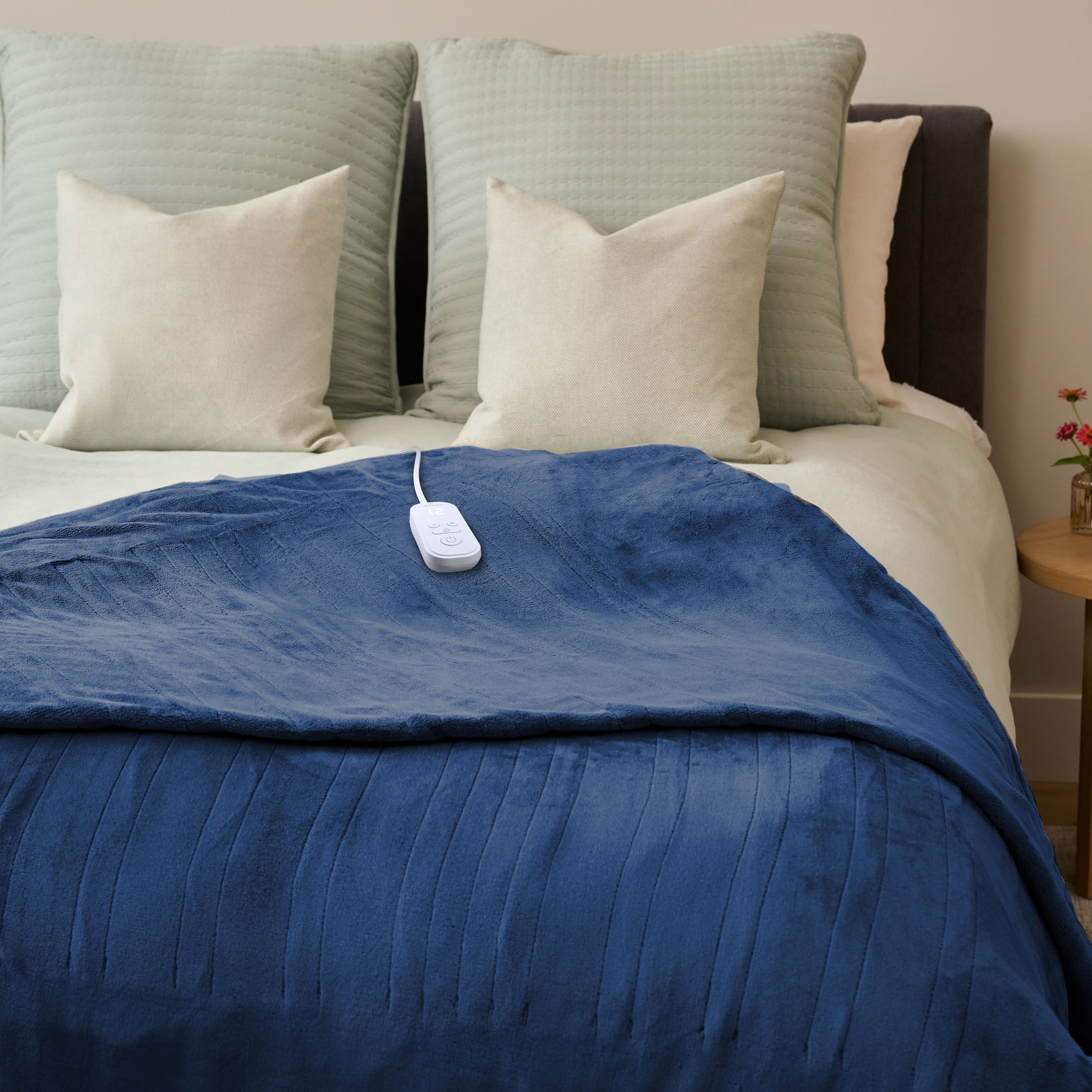 Sunbeam Heated Big Blue Blanket Velvet 12 Heat Settings Full/Queen 90x84