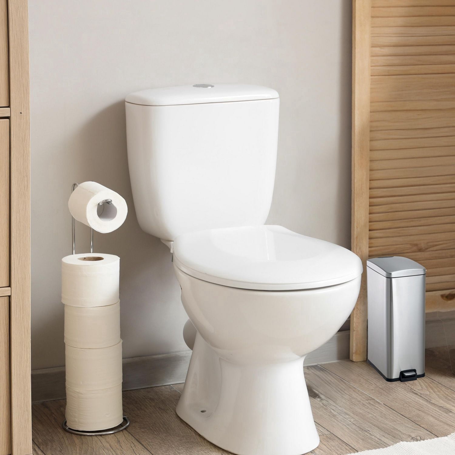 Poubelle de salle de bain à pédale mains libres en acier inoxydable Hometrends de 15 litres