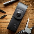 thumbnail image 2 of LEATHERMAN , Étui en Cuir de Qualité Supérieure pour Multitools, Convient à Skeletool, Crunch & Charge - Noir, 2 of 9