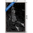 thumbnail image 2 of Michael Jordan - Noir et blanc, 2 of 4
