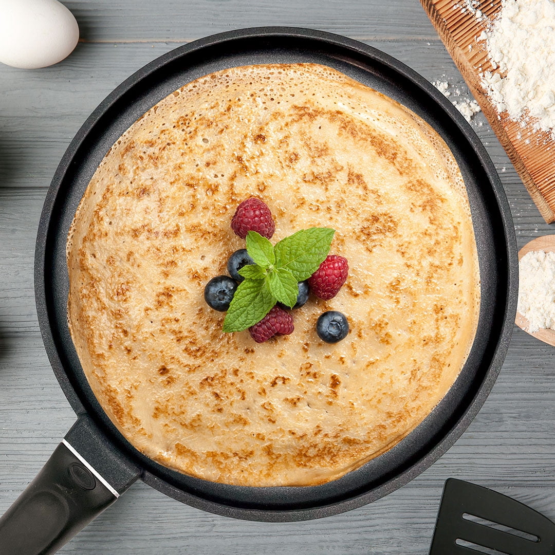 Starfrit 25cm (10") Non-Stick Multi Pan, Tawa, Durable Aluminum body, Oven Safe, PFOA Free, Easy to Clean, Black