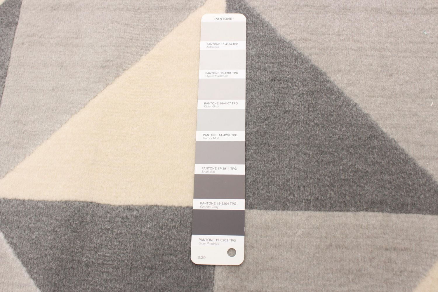ECARPET Modern Area Rug for Dining Room, Living Room, Bedroom or Den Delta Grey