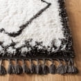 thumbnail image 3 of SAFAVIEH Carmella Stars Aztec Fringe Shag Area Rug, 3 of 8