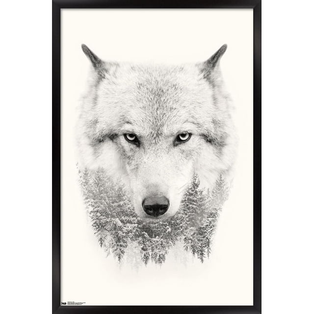 Wolf - Affiche Murale Arbres, 22,375 Po x 34 Po, Présente une Tête de Loup en Niveaux de Gris Centrée et Orientée vers l'Avant avec une Fourrure Détaillée Se Fondant dans une Forêt Enneigée à Feuillage Persistant dans un style à double Exposition. Cette Oeuvre Murale Brillante Convient aux Chambres, Bureaux Ou Dortoirs.