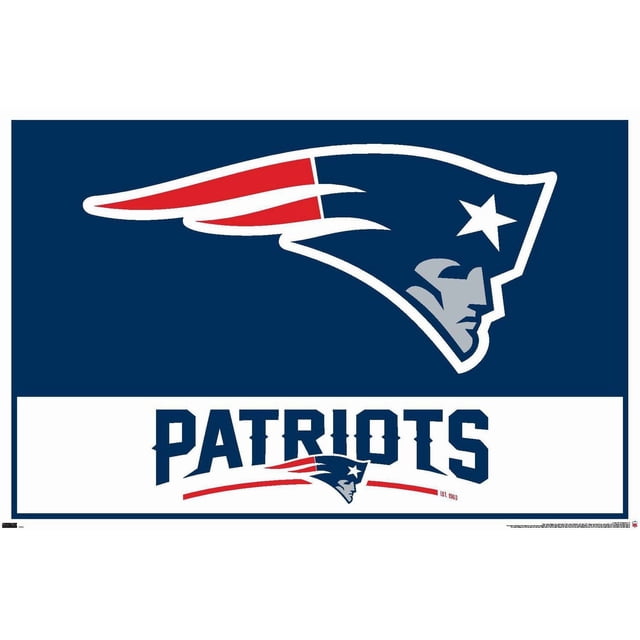 NFL New England Patriots - Logo 21 Affiche Murale, 22,375 Po x 34 Po Affichant le Logo des New England Patriots avec une Tête de Patriote Bleu Marine Décrite en Rayures Blanches et Rouges, Positionnée au-Dessus du Texte « Patriots » Bleu Marine Audacieux sur Fond Blanc, Imprimée sur Papier d'Affiche Lustré, Convient pour Décorer des Chambres, des Bureaux Ou des Dortoirs.