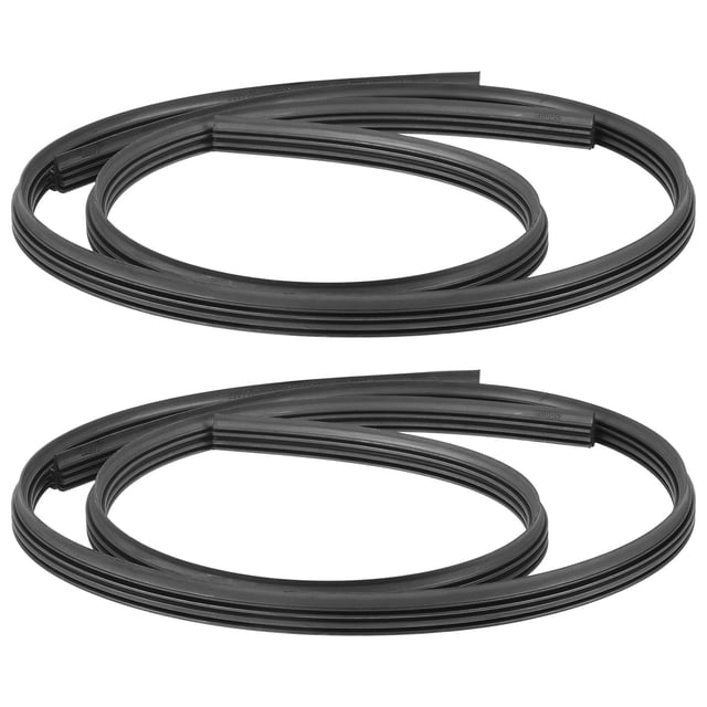 4pcs Wiper Blade Refills Replacement Windshield Wiper Refills Windshield Wiper Attachments. The image shows four black rubber wiper blade refills with a boneless design for reduced noise and friction. Made from wear-resistant rubber, these refills measure 70.00x1.00x0.50cm and 50.00x1.00x0.50cm, offering wide compatibility for various car models. Designed for easy installation and effective cleaning, ensuring a clear windshield and optimal visibility.