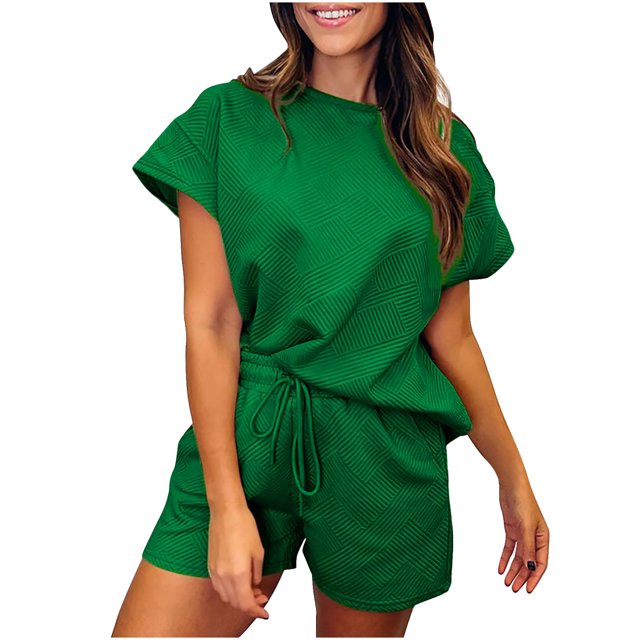 Mikilon Ensemble de Sport Confortable pour Femmes Couleur Unie Nouvelle Mode Décontractée Haut à Manches Longues et Shorts Ensemble Mode et Confortable Col Rond Vert L