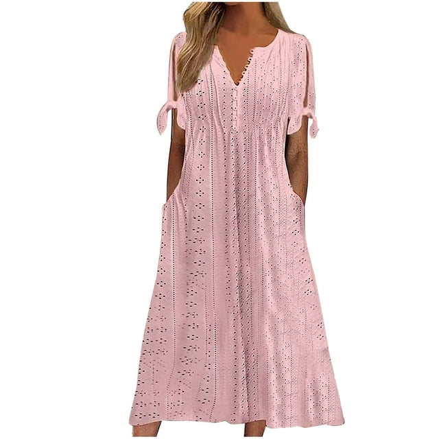 JUNWELL Aubaines 2024 Robe Tendance pour Femme à Manches Courtes, Col en V, Mi-Mollet, de Couleur Unie Rose. la Robe Présente un style Décontracté avec un devant Boutonné, des Manches Courtes avec des Détails à Nouer et une Longueur Mi-Mollet. Fabriquée en polyester, Elle Convient aux occasions d'Été Ou de Printemps comme les Fêtes Ou les Mariages. la Robe Est Présentée sur un Modèle sur un Fond Blanc.