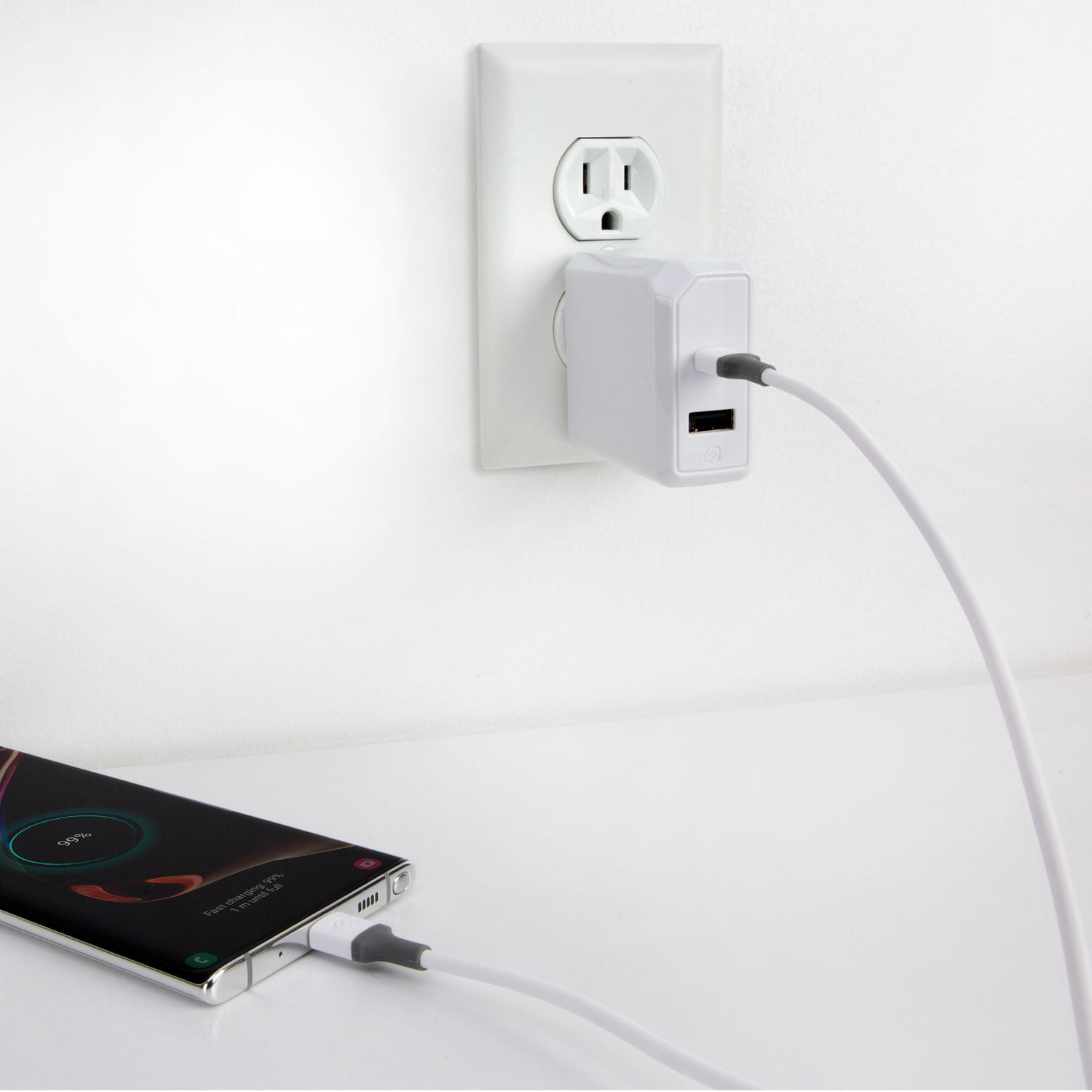 Câble de recharge et synchronisation Scosche CA4WG-SP Strikeline USB-A à USB-C 1,3 m (4 pi) blanc/gris