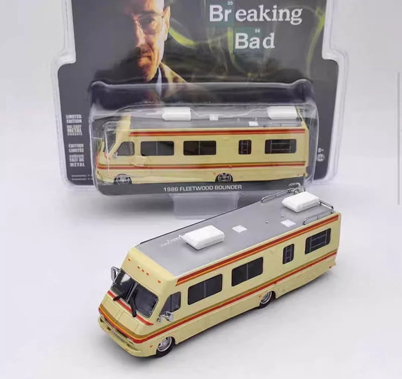 ミニカー GREENLIGHT Breaking Bad 1986 FLEETWOOD 1/64 Greenlight 1986 Fleetwood Bounder RV - Desperado Car Model