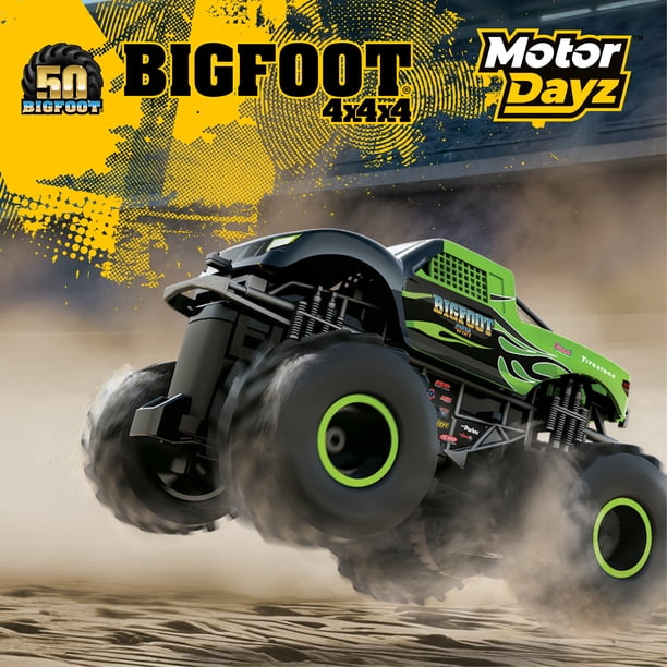 Motor Dayz 1:43 Scale RC Bigfoot Green Flames Monster Truck with