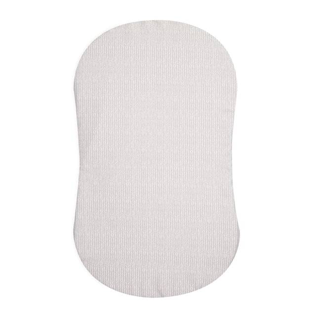 E-HALO HALO SHEET HERRINGBO grey fitted bassinet sheet with a herringbone pattern, made of breathable 100% preshrunk cotton, designed to securely fit the HALO BassiNest Swivel or Glide Sleeper’s hourglass-shaped pad, ideal for baby bedding and safe sleep.