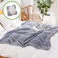 thumbnail image 2 of Couette Rafraîchissante Surdimensionnée Motif Ondulé Régulation de la Température 79x59po Couverture à Double Couche Gris, 2 of 6