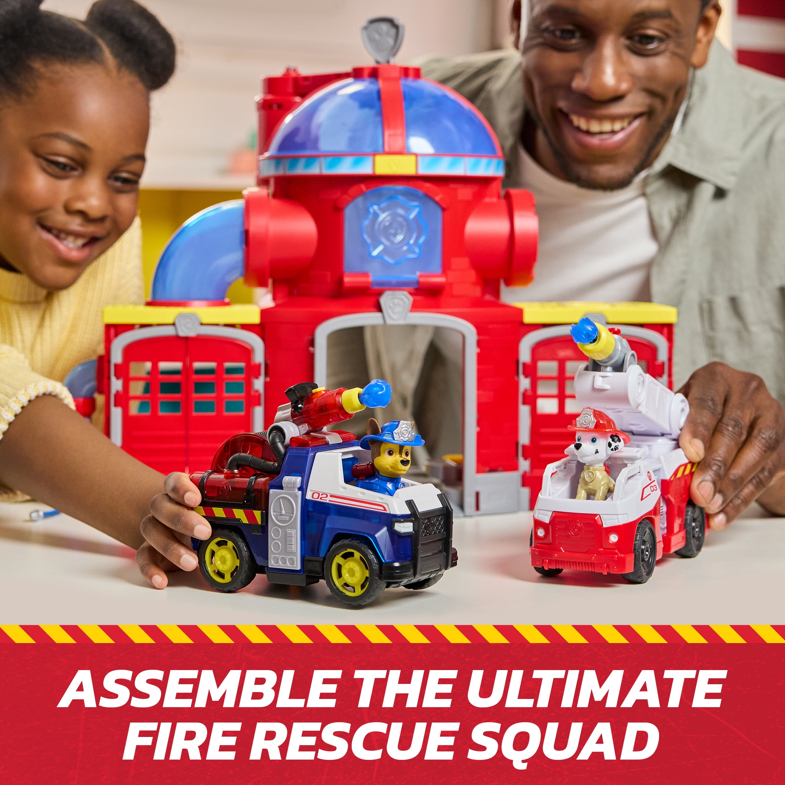 PAW Patrol Pat' Patrouille Mission pompiers, Caserne de pompiers deluxe avec effets sonores et lumineux, 2 véhicules et figurines, jouets pour garçons et filles à partir de 3 ans