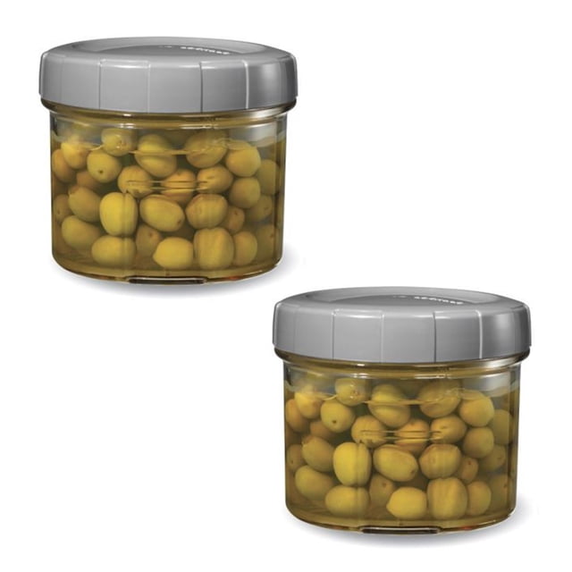 LocknLock Ensemble de 2 Contenants à marinade avec une Capacité de 500 ml Chacun, Illustré en Gris. les Contenants Présentent un Extérieur en Plastique Tritan transparent et un Intérieur en Polypropylène, Sans BPA. Conçus pour un Rangement Sans Dégâts des marinades, marinades, olives et Autres Aliments, le Contenant Intérieur Se Rehausse pour un drainage optimal. Chaque Contenant Est Hermétique, Imperméable et Résistant aux Taches et aux Odeurs. les Dimensions Sont 10,5 cm x 10,5 cm x 9,1 cm (4,1 Pouces x 4,1 Pouces x 3,