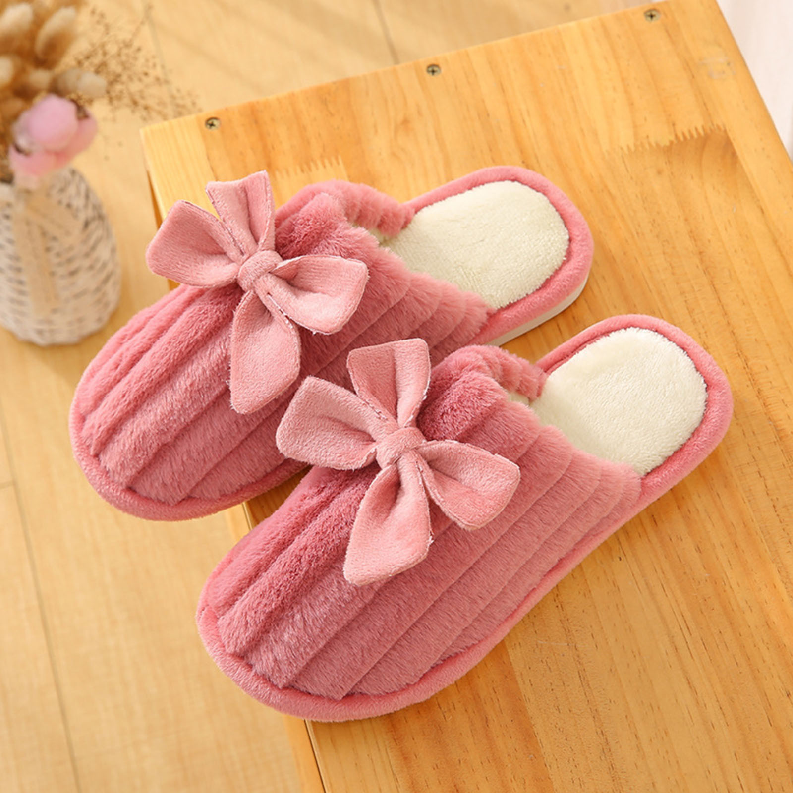 Cameland Chaussures Mode Femmes Décontractées Bout Rond Confortables Décontractées Tongs en Peluche Chaussures d'Intérieur