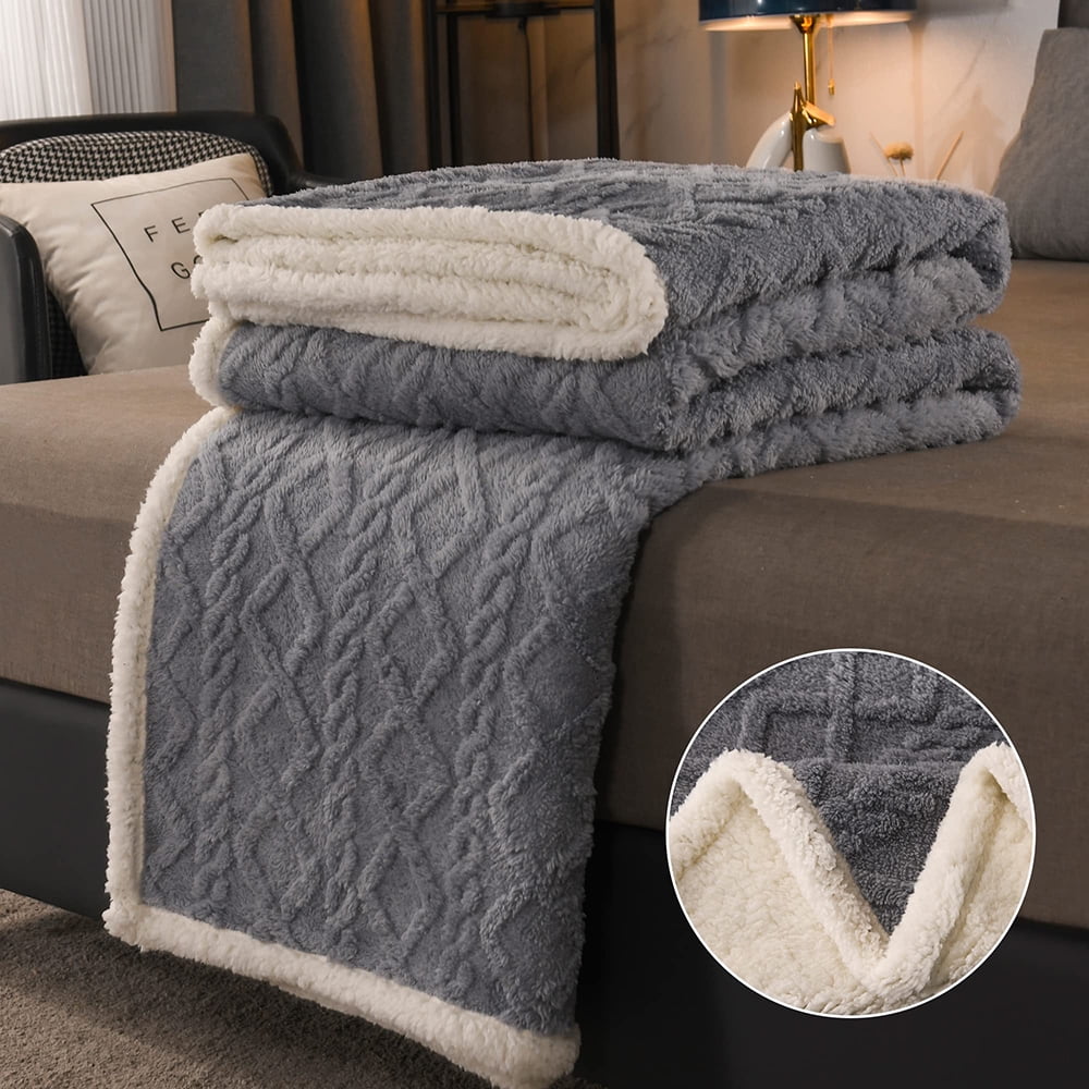 Sherpa Fleece Blanket - Reversible Comfort & Timeless Elegance