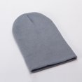 thumbnail image 4 of Bérets à Moins de 5 $ Rouge Unisexe Bonnet Tricoté Automne et Hiver Couple Simple Bonnet à Enfiler, 4 of 8