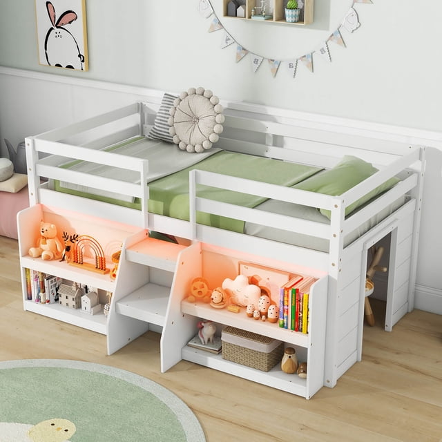 Gymax Lit Mezzanine Format Simple en Blanc avec Lumières DEL Réglables, Escalier, Garde-Corps de Sécurité et Rangement sous le Lit. Comprend des Bibliothèques Intégrées et des Zones de Rangement Spacieuses avec Embrasures, Idéal pour les Chambres d'Enfants. Fabriqué en Matériaux de Bois Robustes, Supporte jusqu'à 350 Lb.