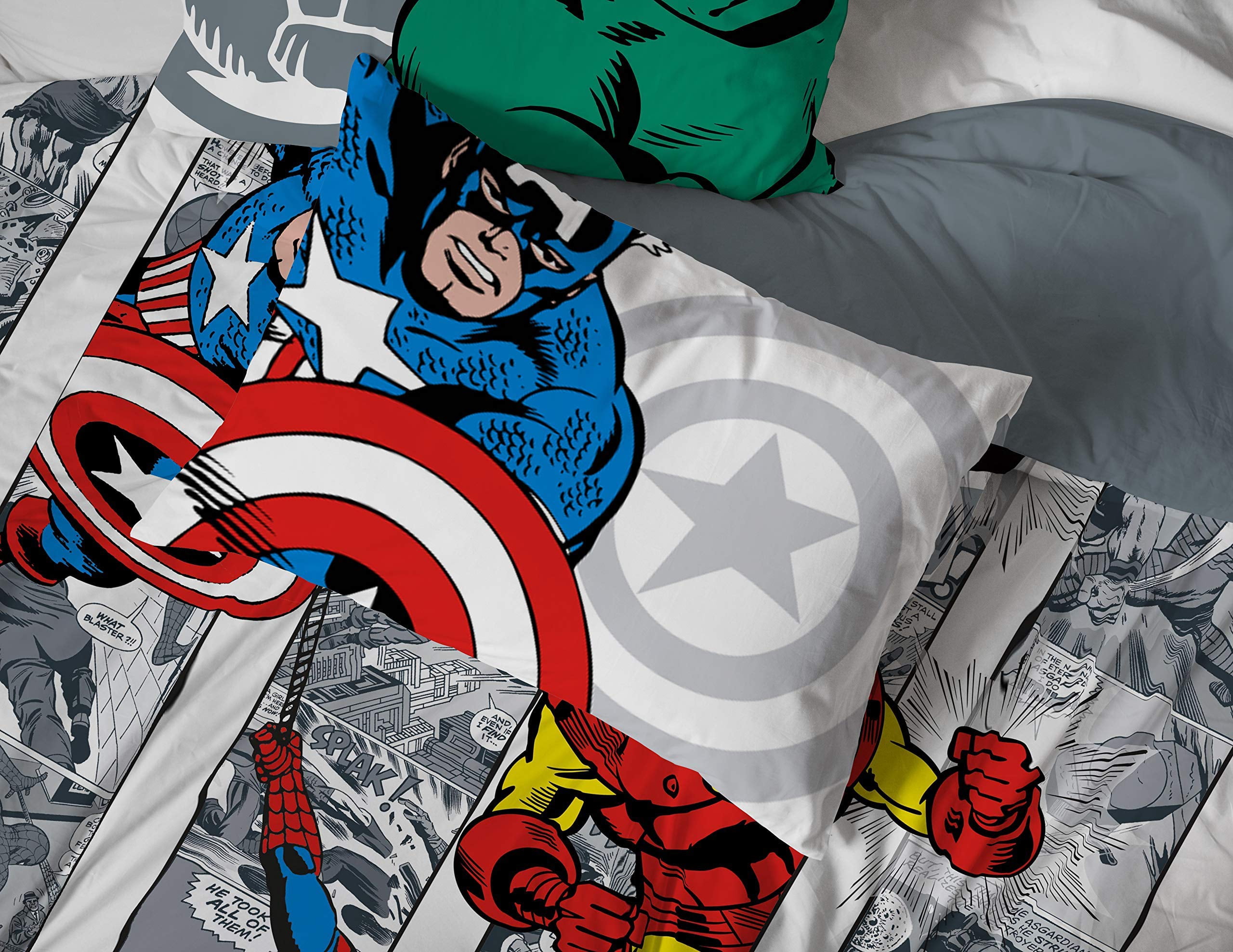 Marvel Avengers Comic Cool 7 Piece Queen Bed Set - Includes Comforter & Sheet Set - Bedding Features Captain America, Spiderman, Iron Man, Hulk, & Thor - Super Soft (Official Marvel Product)