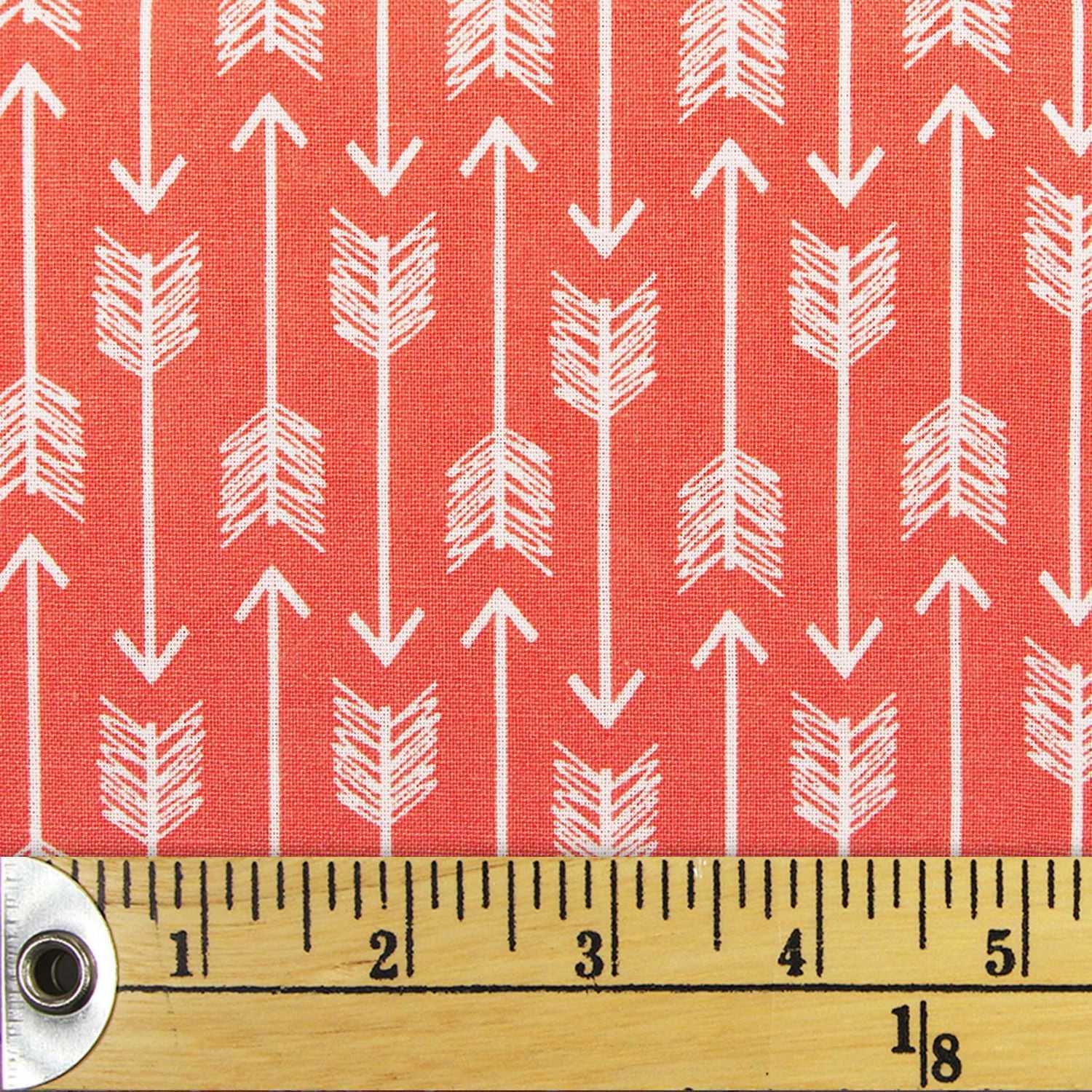 FABRIC CREATIONS corail avec blanc Arrows coupon fat quarter 45 × 53 cm (18 × 21 po)