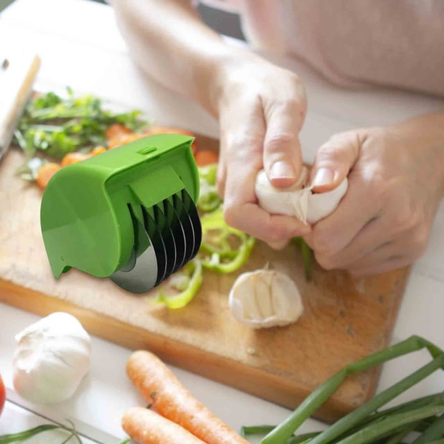 Herb Mincer Roller Manual Vegetable Cutter With 6 Stainless Steel Blades Multifunctional Hand Chopper For Fresh Herbs Kitchen Home Cooking Prep Hzhnb | Plastic, Green