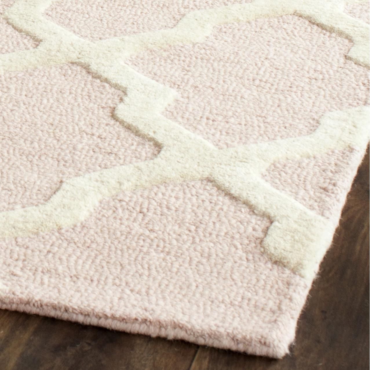 Safavieh Cambridge Liam Geometric Area Rug