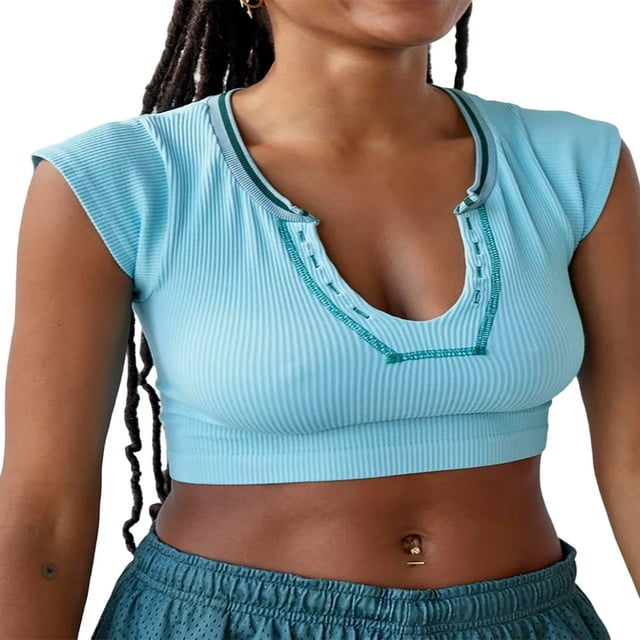 T-shirt Court d'Été pour Femmes, Coupe Ajustée, Manches Cap, Col en V