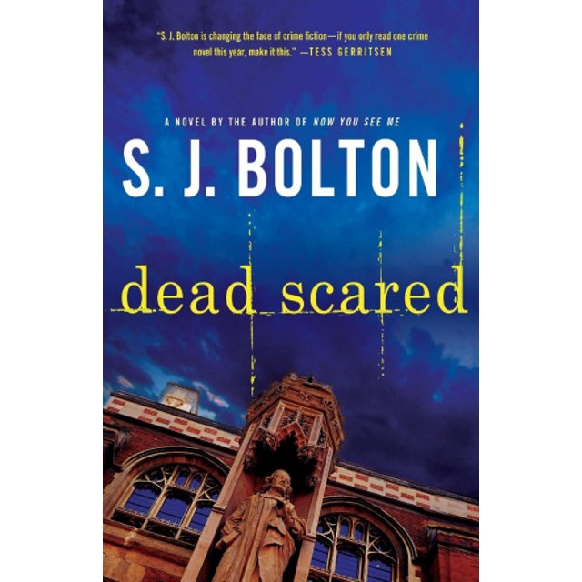 Dead Scared: A Lacey Flint Novel