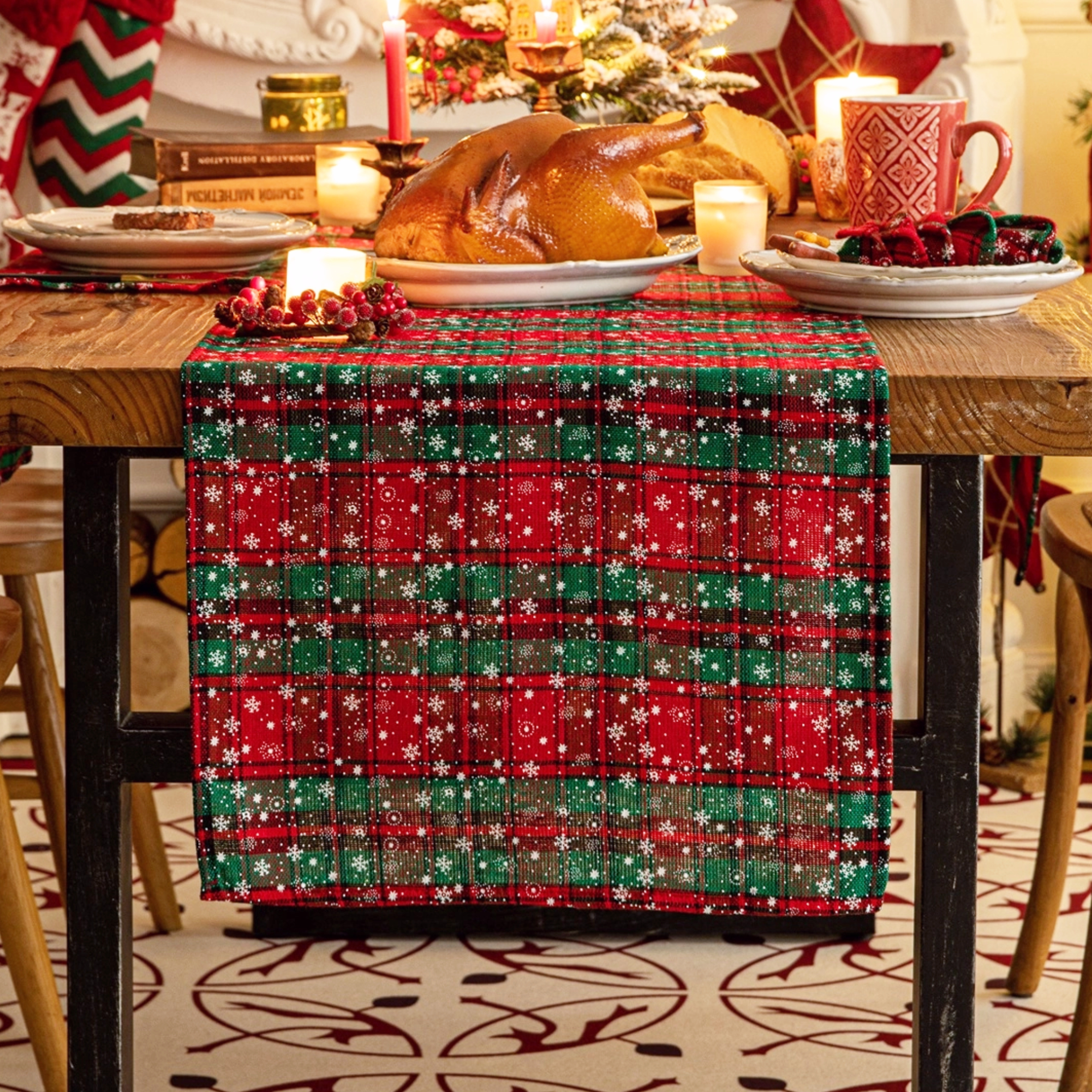 Plaid Christmas Table Runner, Winter Holiday Snowflake Table Runners, Xmas Decorations Indoor Outdoor Farmhouse Home Kitchen Dining Party Decor