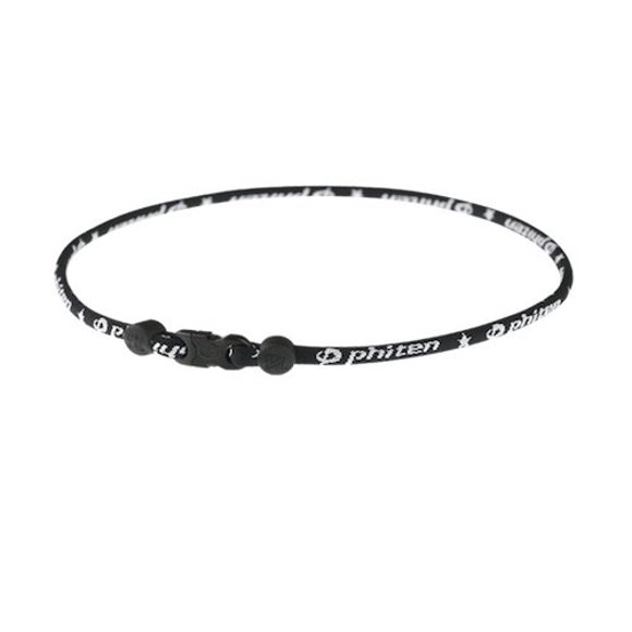 Phiten Collier Étoile en Titane, Noir, 18 Pouces