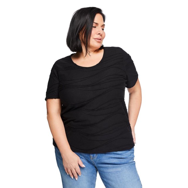 Iyla Plus Women's Short Sleeve Ripple Tee