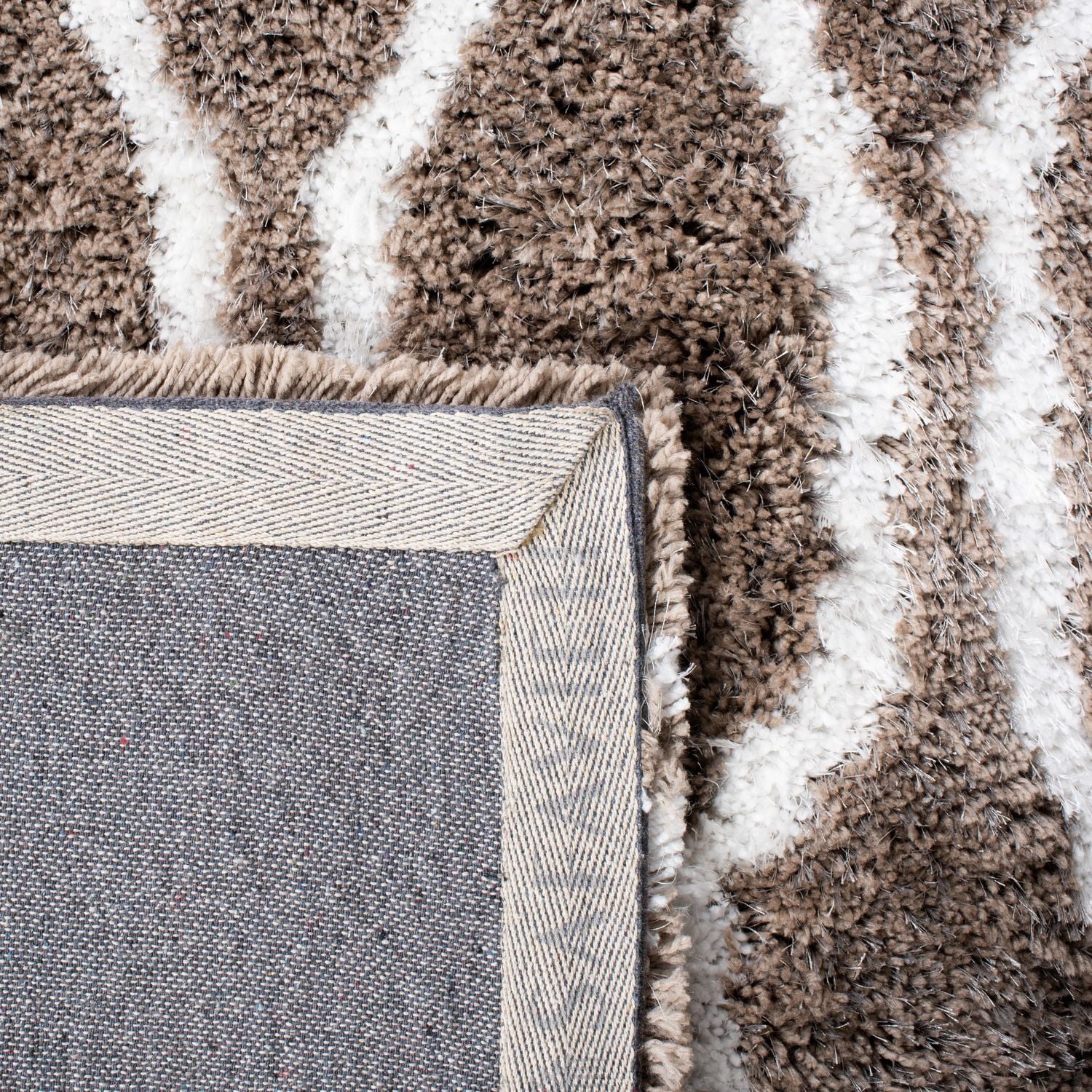 Safavieh Barcelona Melinda Tapis Peluche Shag Géométrique