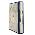 thumbnail image 1 of Tajweed Coran Sacré en Velours et Planches d'Argent (5,5 Pouces x 8 Pouces) Couverture Rigide, 1 of 2