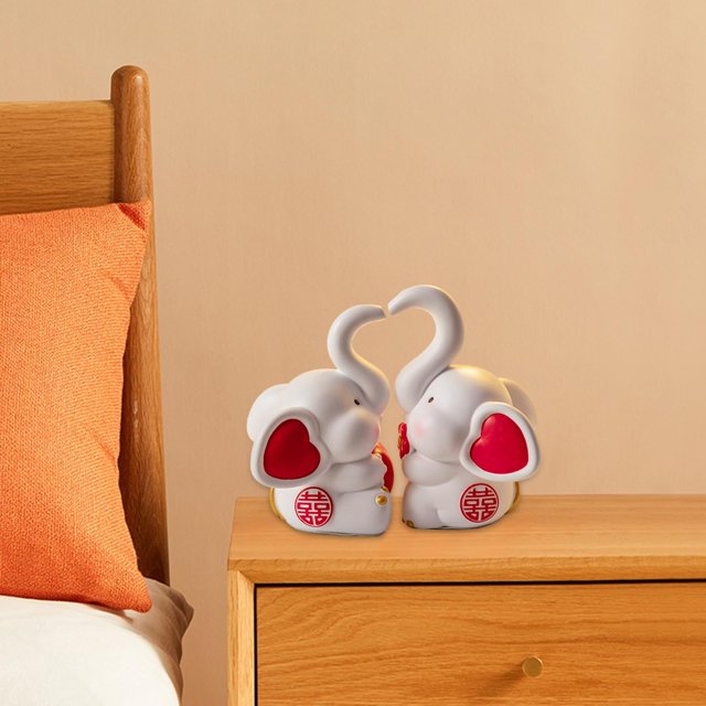 Wedding Couples Elephant Statues Art Sculptures for Valentines Entry Cabinet