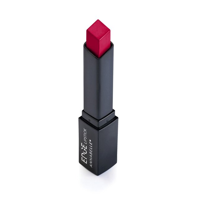 Annabelle Rouge à Lèvres Edge avec une Pointe Rouge en Forme de Diamant dans un tube Rectangulaire Noir Mat, Conçu pour Définir les Bords des Lèvres pour des Lèvres Plus Pulpeuses et une dimension Ajoutée, Montré en Position Verticale sur un Fond Blanc.