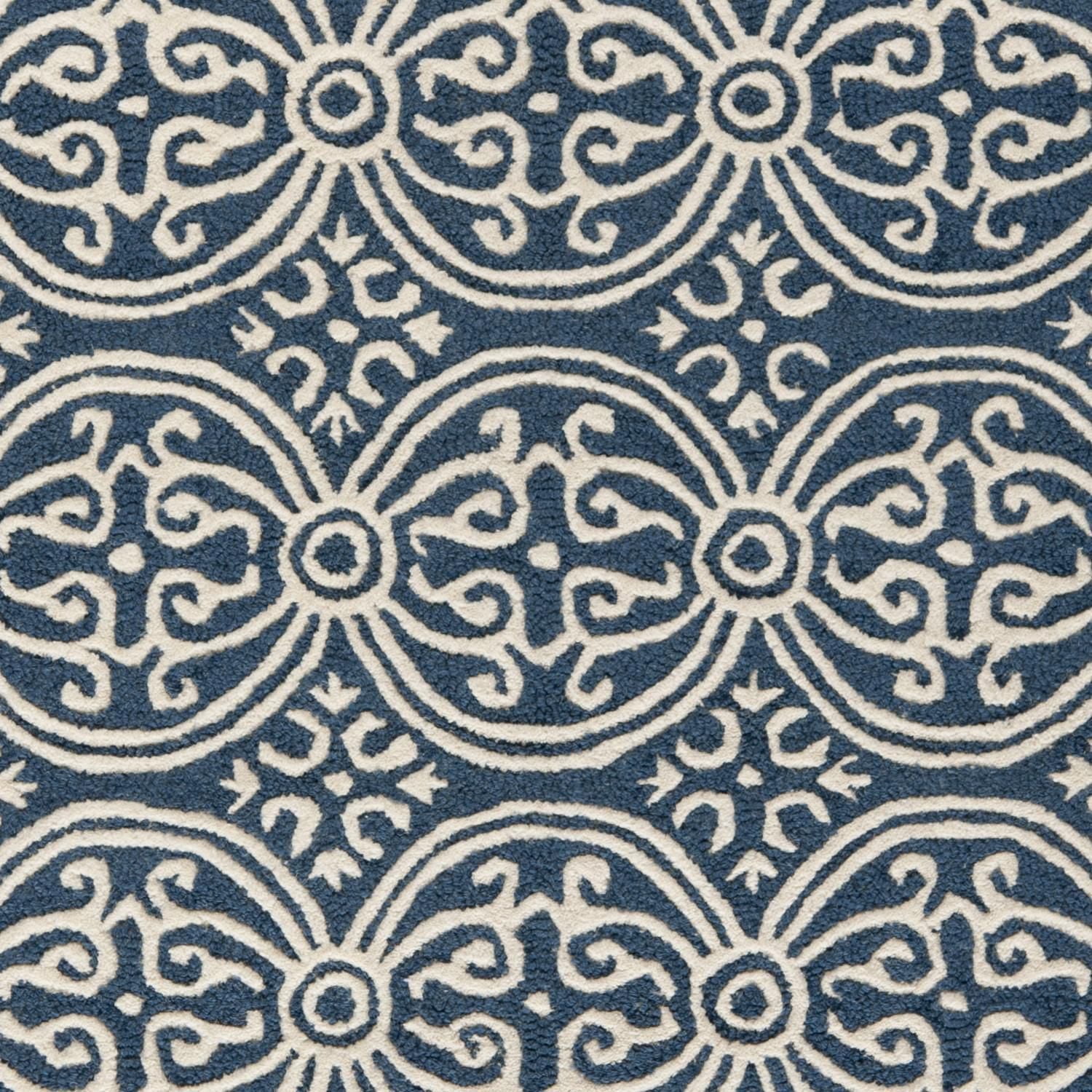 SAFAVIEH Cambridge Leslie Geometric Area Rug