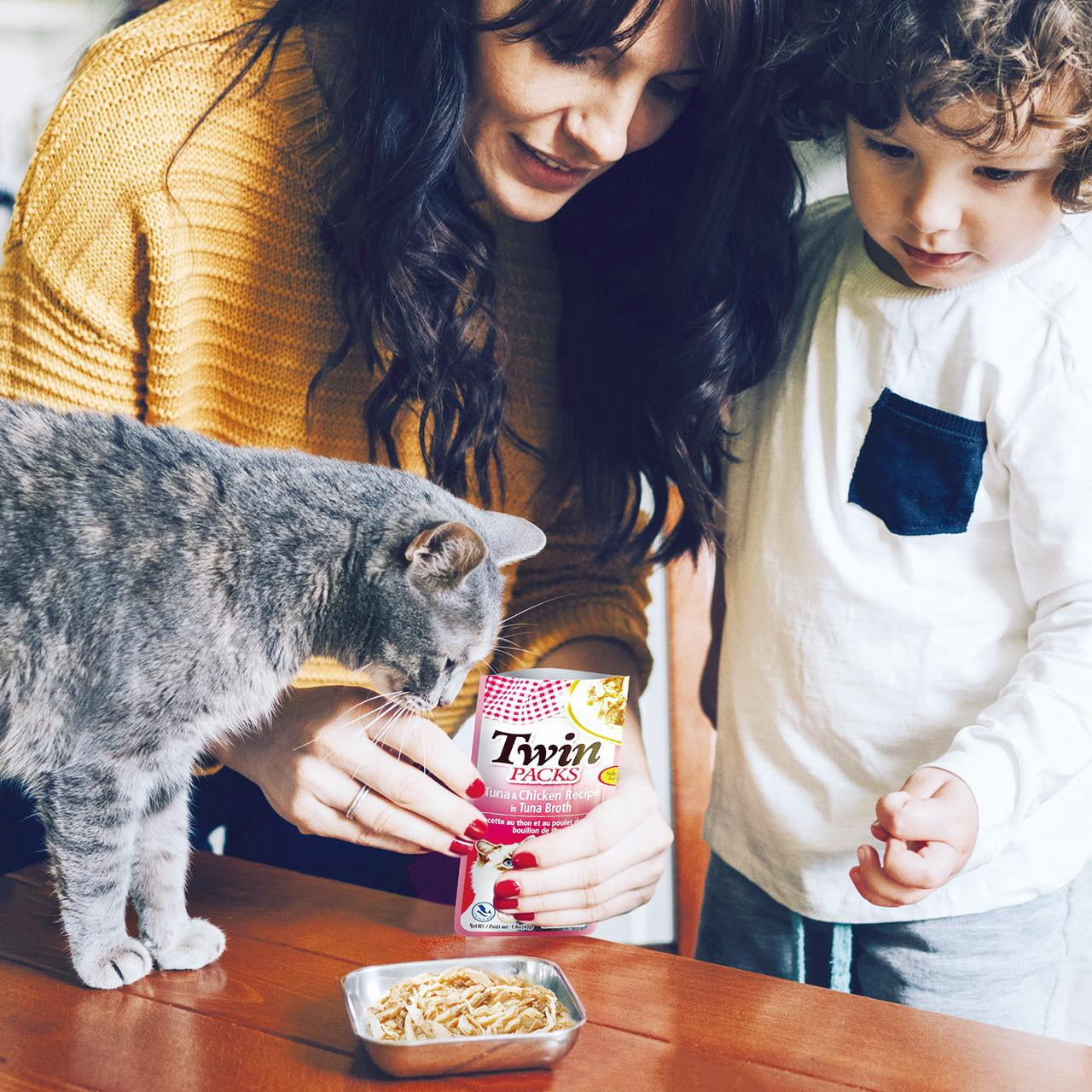 INABA Twin Packs pour chats – Poulet et thon avec recette de pétoncle dans un bouillon de pétoncle, enrichi en vitamine E, 2 sachets (2 x 40 g), 80 g au total