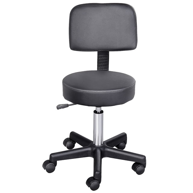 HOMCOM Tabouret Roulant Réglable en Cuir PU Noir avec Siège Rond Coussiné et Dossier de Soutien. Offre un Réglage de Hauteur Fluide avec un Levage au Gaz Électroplacé, une Pivotement à 360° et Cinq Roulettes pour la Mobilité. Idéal pour les salons, les studios de Tatouage Ou le Bureau.