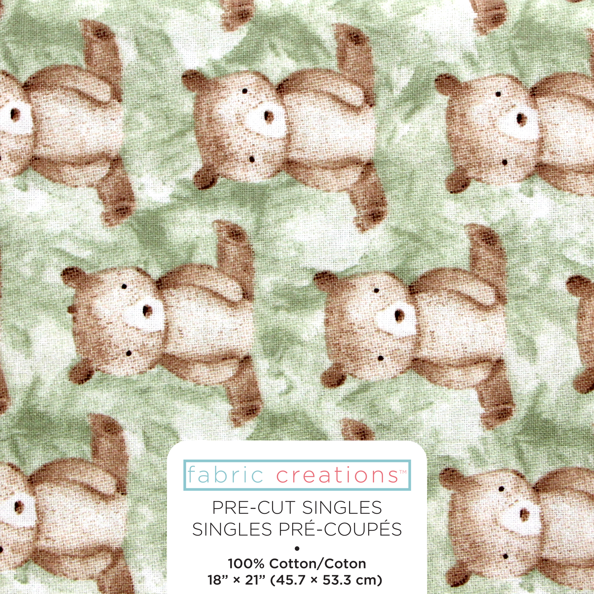 FABRIC CREATIONS blanc ours Sitting en Grass coupon fat quarter, 45 × 53 cm (18 × 21 po), Forest