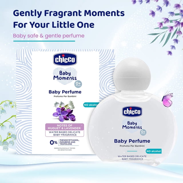 Chicco Parfum pour Bébé 100 ml, une Eau de cologne Douce et Sans Alcool pour Bébé avec des notes de muguet et de Lavande. Approuvée par les Dermatologues et les Pédiatres, Elle Ne Contient Pas de Parabènes, de Colorants, de SLS, de SLES Ni d'Autres Produits Chimiques Agressifs. l'Image Montre l'Emballage du Produit et le Flacon, Mettant l'Accent sur Sa Convenance pour la Peau Sensible des Bébés.