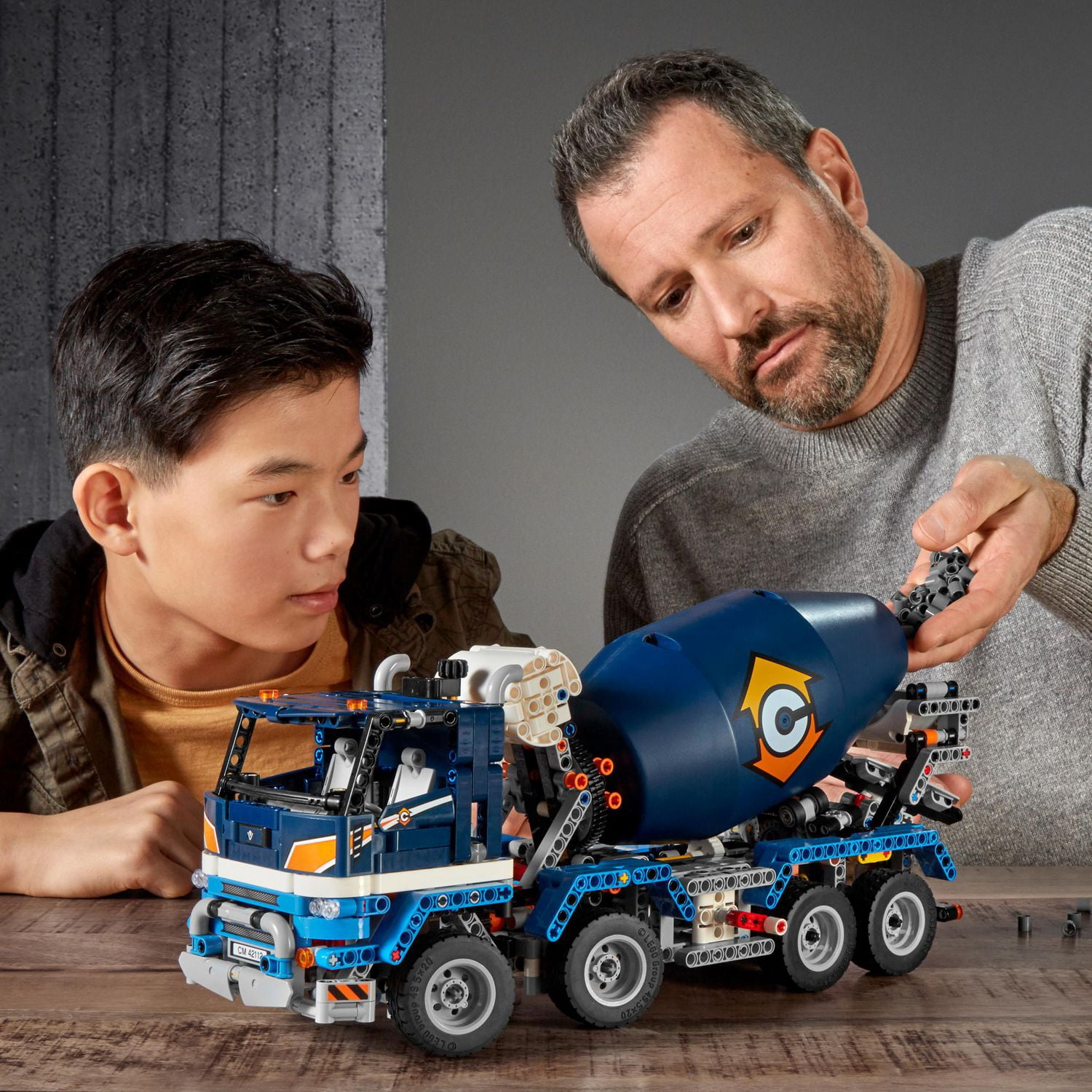 LEGO Technic Le camion malaxeur (42112) Ensemble de construction (1 163 pièces)
