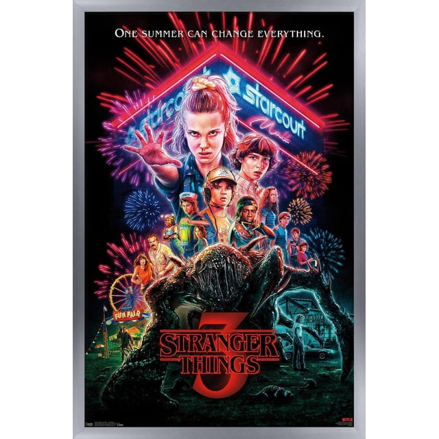 Netflix Stranger Things : Saison 3 - Affiche Murale d'Une Feuille Mettant en Vedette une Enseigne Néon Starcourt Mall avec des Feux d'Artifice, un Grand Monstre au Premier Plan, et des Personnages Principaux de la Série Arrangés au-Dessus sur un Fond Sombre, Convenant à la Déco de Chambre de fan Ou à des Événements à Thème.