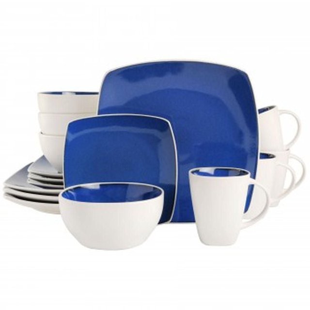 Gibson Elite Soho Lounge Ensemble de Vaisselle Carré 16 Pcs en Bleu et Blanc avec Assiettes Carrées Contemporaines, Bols et Tasses Dotés d'Un Glaçage Réactif Qui Crée des variations de Couleur Uniques, Idéal pour les Repas Décontractés et les Réceptions.