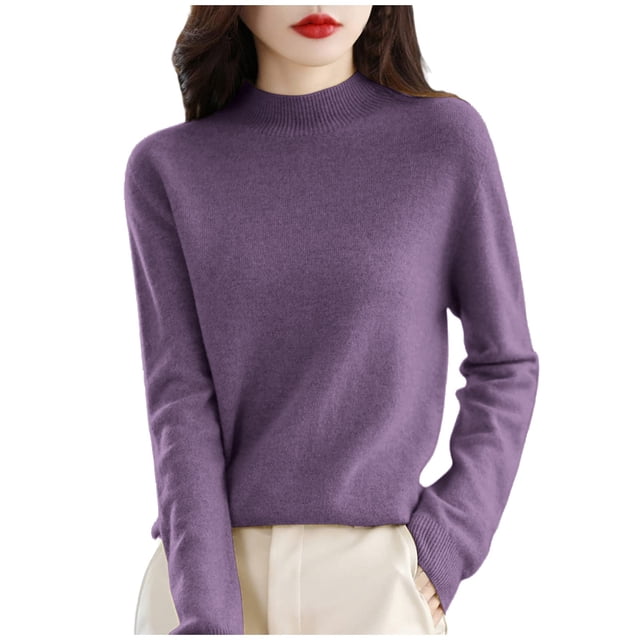 2025 Femmes Pur Chandail à Manches Longues pour Temps Froid Col Rond Doux Chaud Chandail Thermique Tricot Automne. un Chandail à Manches Longues pour Femmes Col Rond en Tricot Doux, Montré dans une Couleur Violette. le Chandail Présente un design simple et Classique, Idéal pour Superposer Ou Porter Seul pendant l'Automne et l'Hiver. Fabriqué en polyester avec des Propriétés Anti-Boulochage, Il Offre une Épaisseur Moyenne et une Coupe Confortable. Convient à Agencer avec des jeans, des Jupes Ou des Pantalons pour un Style Polyvalent.