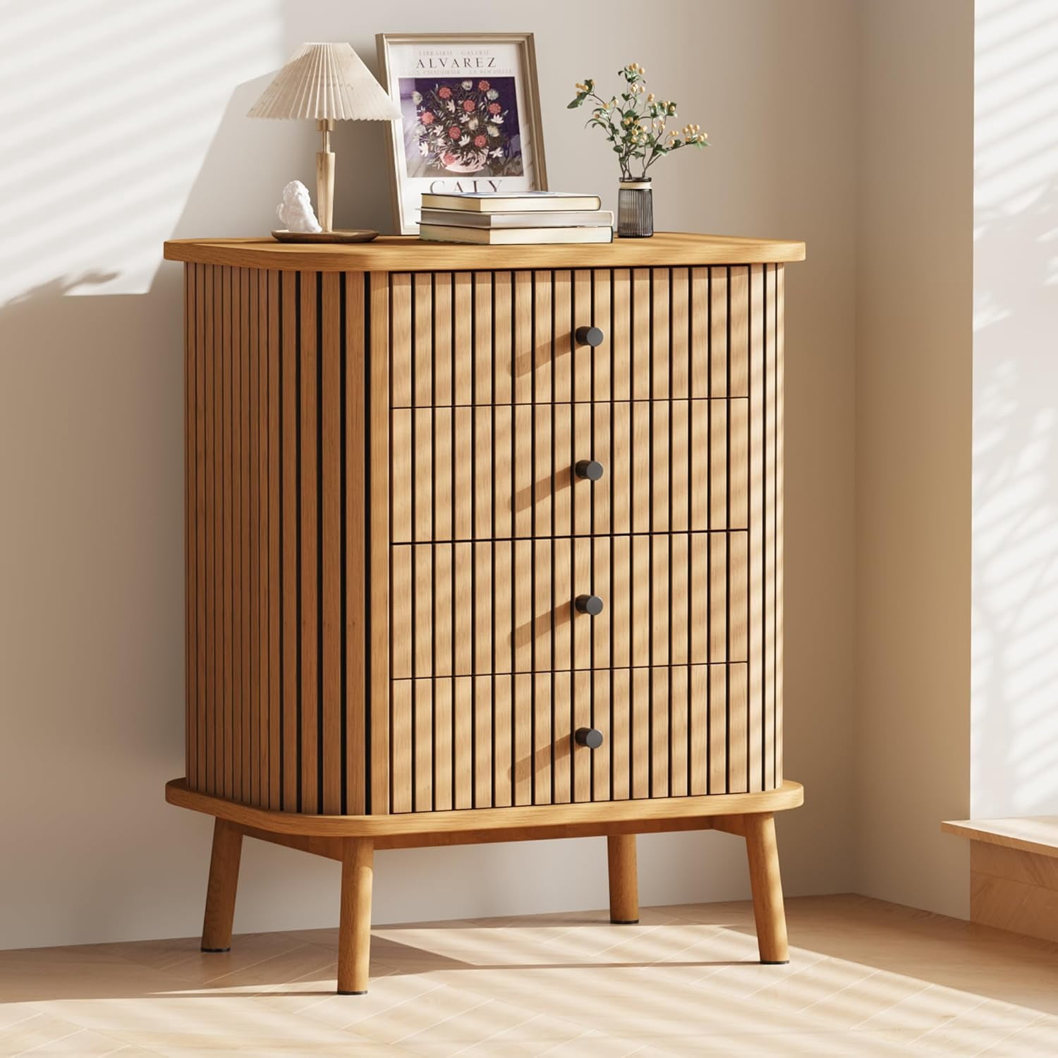 Fluted 4 Drawers Dresser, Tall Modern Chest of Drawers, Bedroom Dressers with Drawers, Curved Profile Design, Side Table for Living Room, Hallway, Entryway, Natural