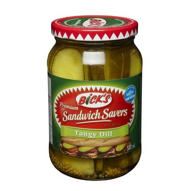 Bick's Sandwich Savers Cornichons à l'Aneth Acidulés dans un Pot en Verre Transparent de 500 ml avec Couvercle Rouge et Étiquette Verte Montrant des Cornichons Longs Tranchés en Saumure avec des Graines de Moutarde, Convient comme Garniture Croquante pour Sandwichs Ou burgers.
